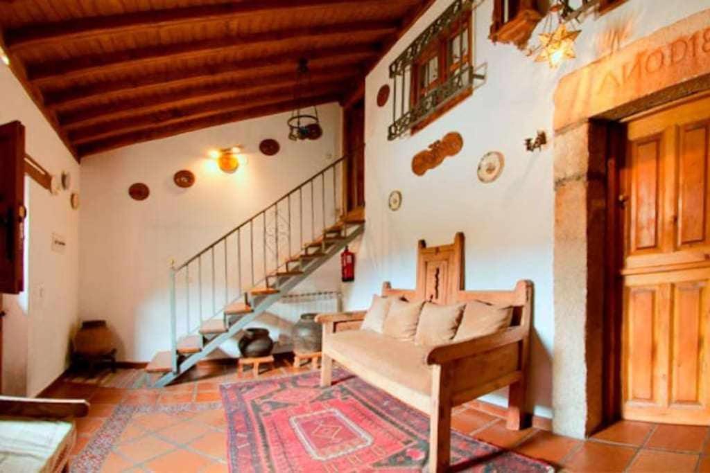 Tía Clotilde es una casa grande ideal para familias y grupos de amigos Cabezas Bajas Exterior foto